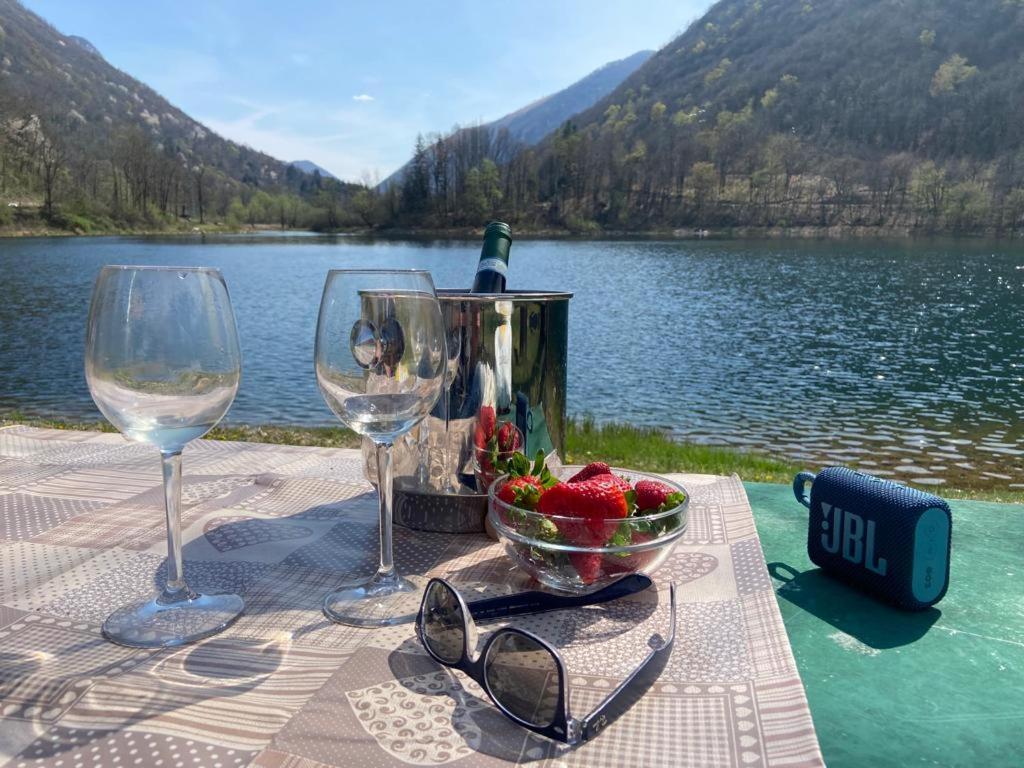L'Angolino Di Magda: On The Lake-Private Beach! Ghirla Luaran gambar
